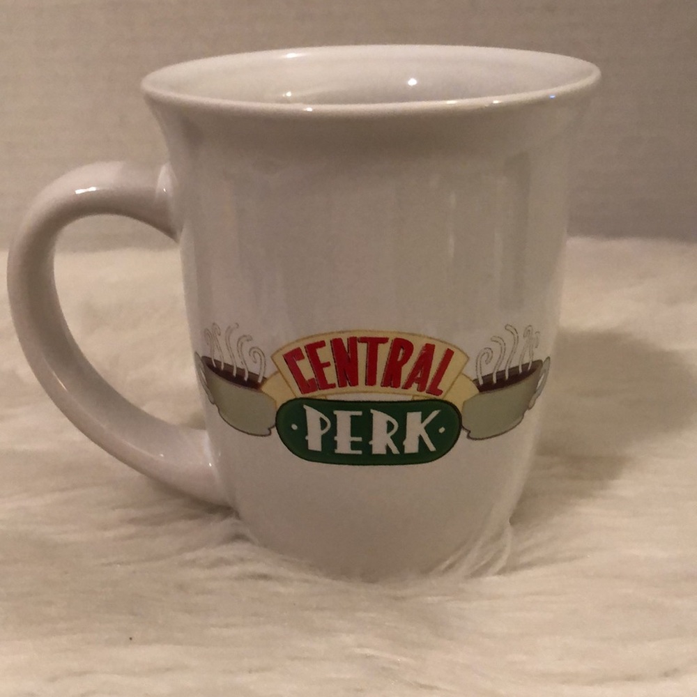 FRIENDS Collector’s Edition 2004 Book, Photo Clip Frame and Coffee Mug - Picture 6 of 12